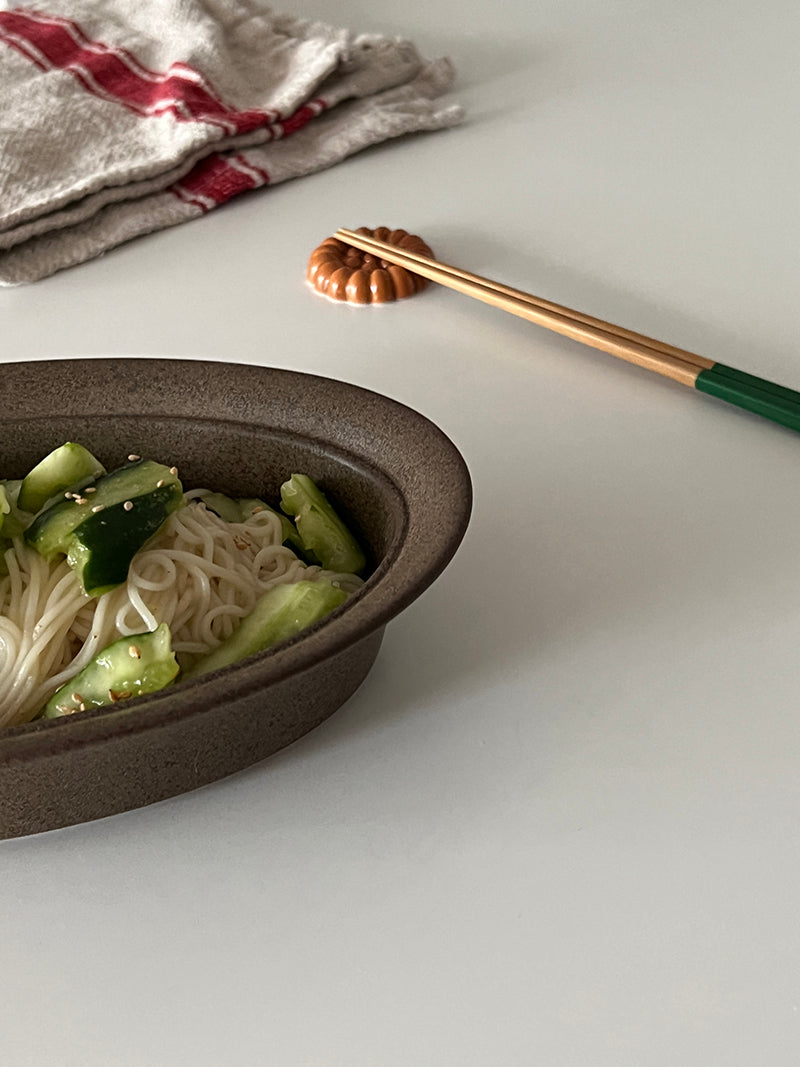eaR'tH Oval Deep Plate
