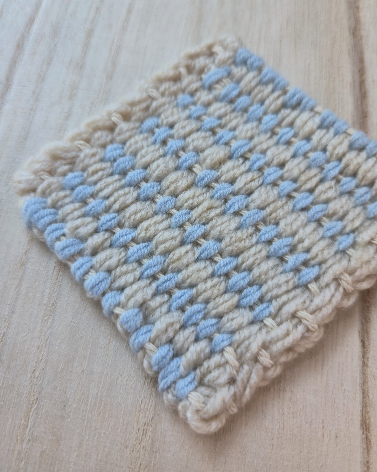 Handwoven coasters / S