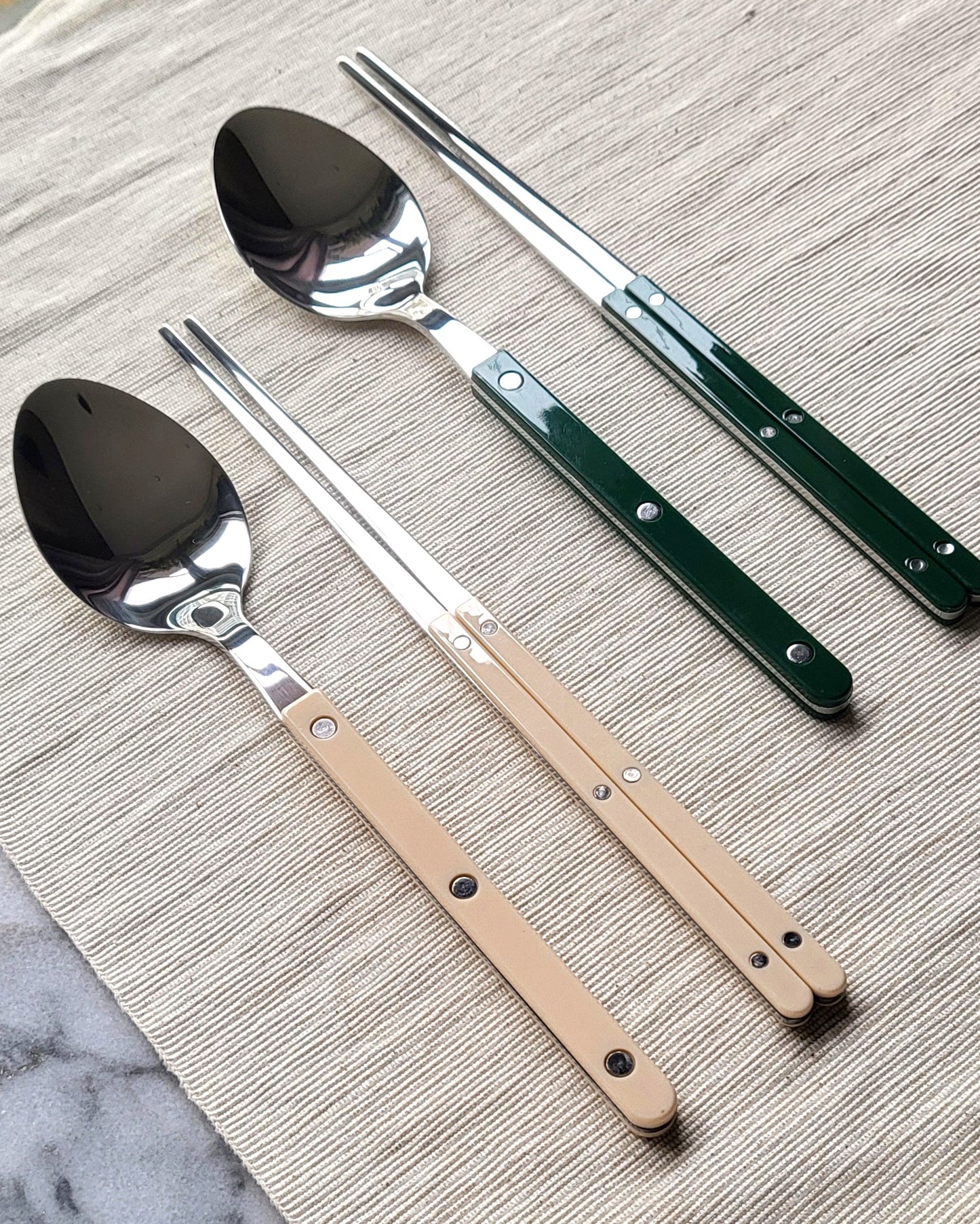 Farbe Cutlery Set