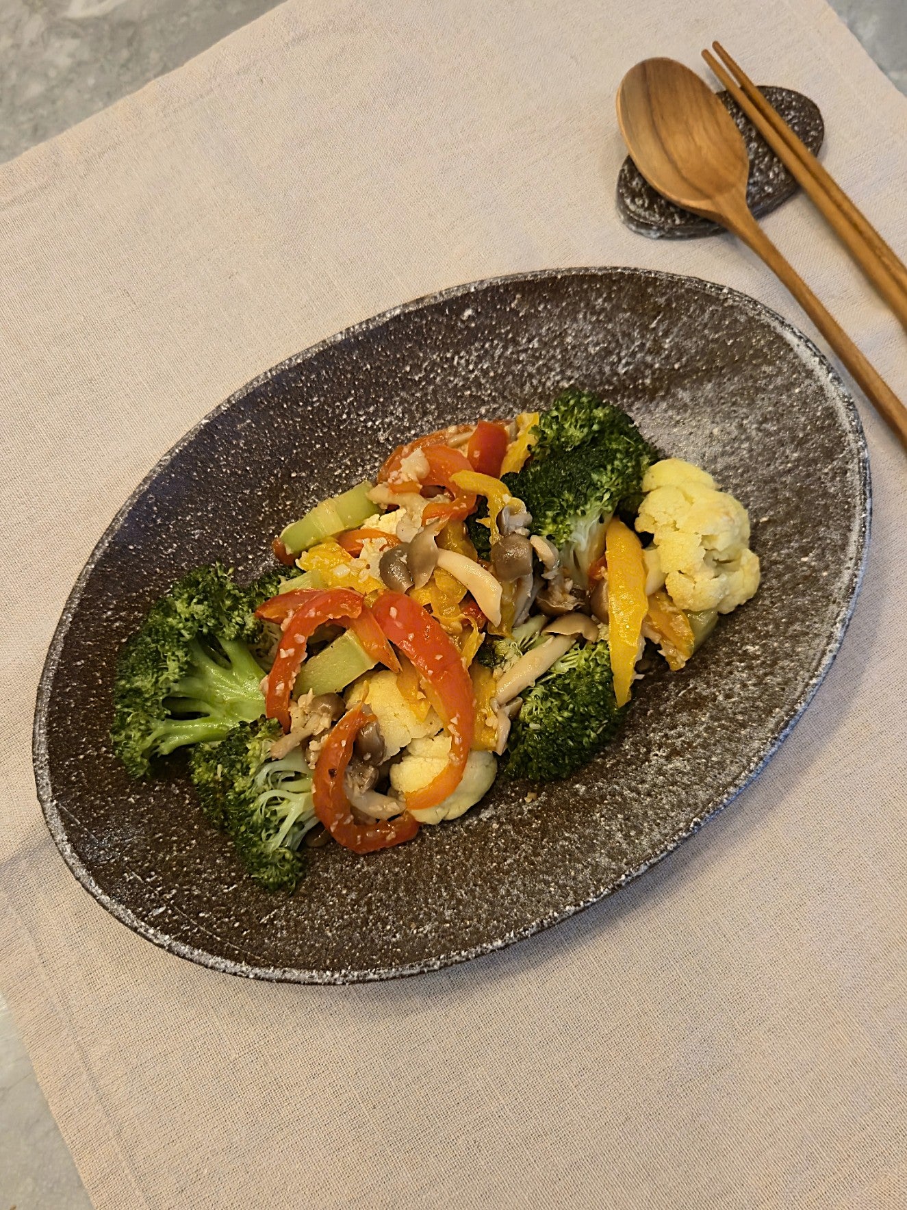 Oval Deep Plate / L