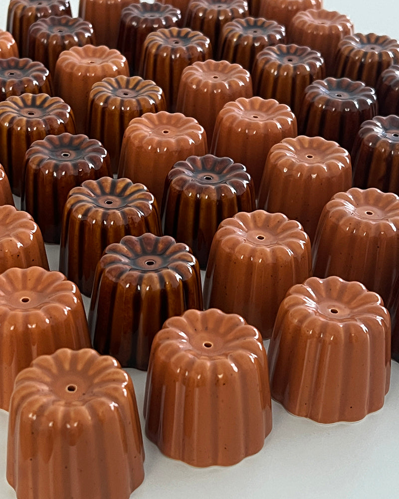 Canelé incense holder