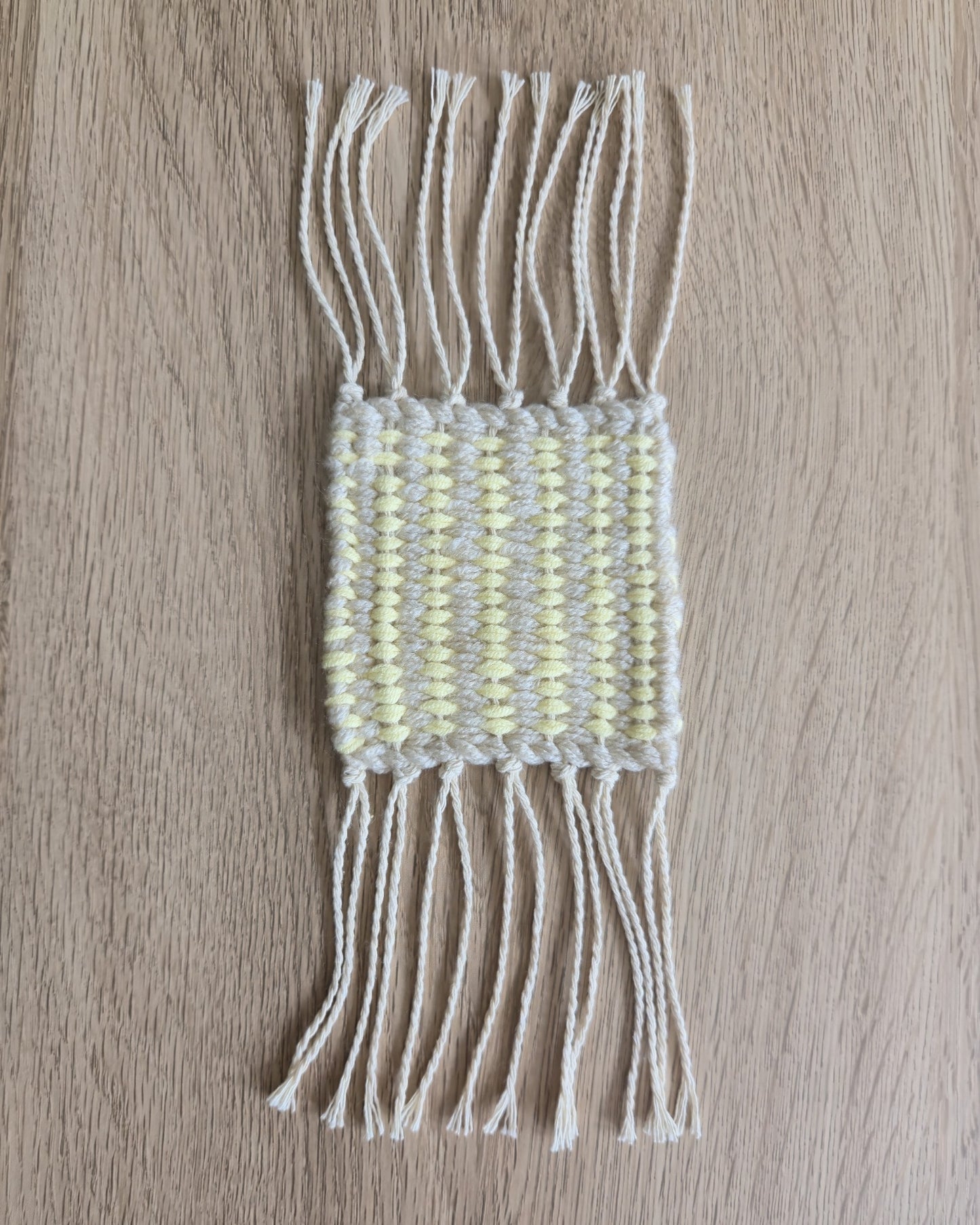 Handwoven coasters / S